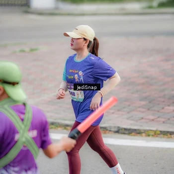 Runner Photo 8339685