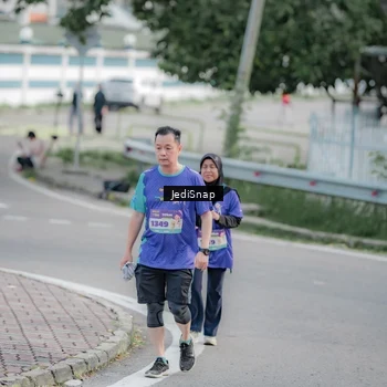 Runner Photo 8339700