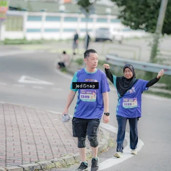 Runner Photo 8339740