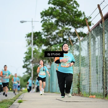 Runner Photo 8339779