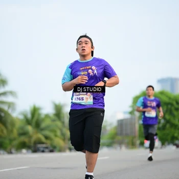 Runner Photo 8339788
