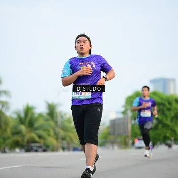 Runner Photo 8339793