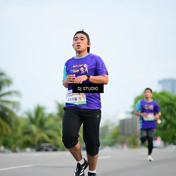 Runner Photo 8339803