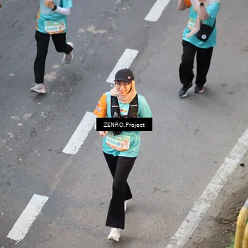 Runner Photo 8339908