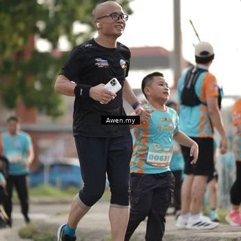 Runner Photo 8339924