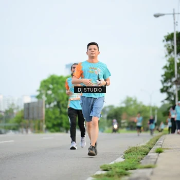Runner Photo 8339934