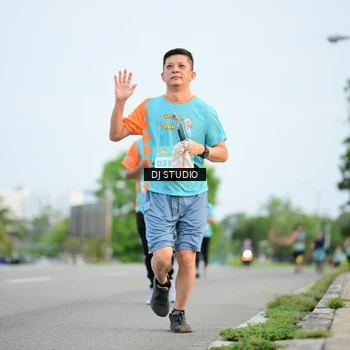 Runner Photo 8339946