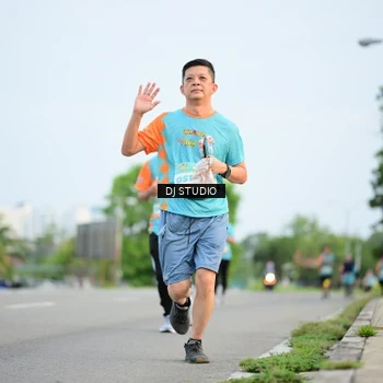 Runner Photo 8339952
