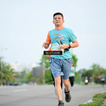 Runner Photo 8339954