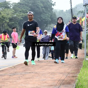 Runner Photo 8340002