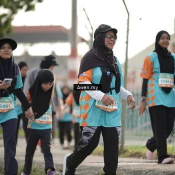 Runner Photo 8340012