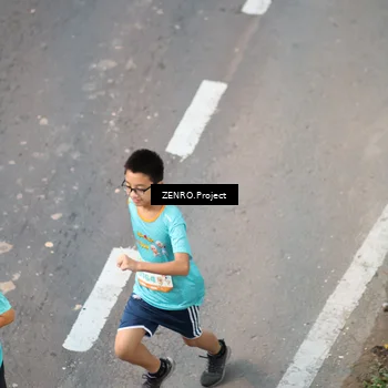 Runner Photo 8340030