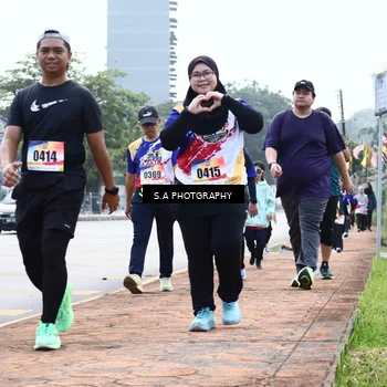 Runner Photo 8340044