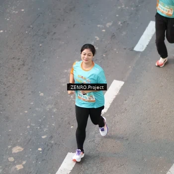 Runner Photo 8340060