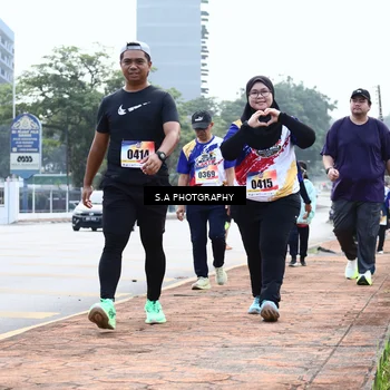 Runner Photo 8340087