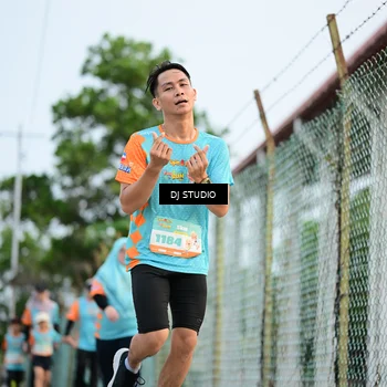Runner Photo 8340090