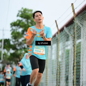 Runner Photo 8340096