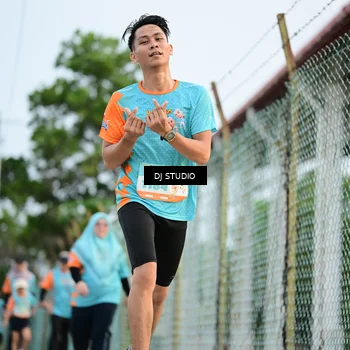 Runner Photo 8340097