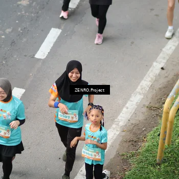Runner Photo 8340099