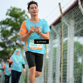 Runner Photo 8340108