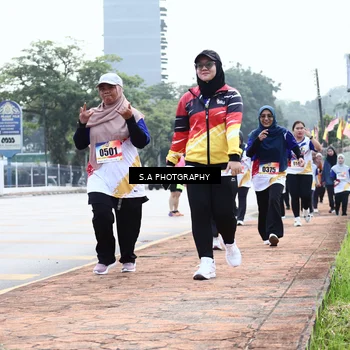 Runner Photo 8340111