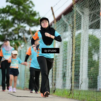 Runner Photo 8340141