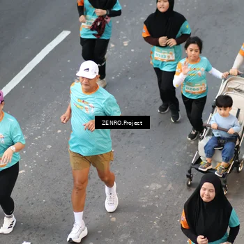 Runner Photo 8340150