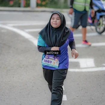 Runner Photo 8340154