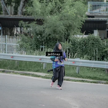 Runner Photo 8340193