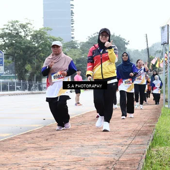 Runner Photo 8340196