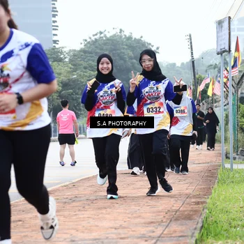 Runner Photo 8340234