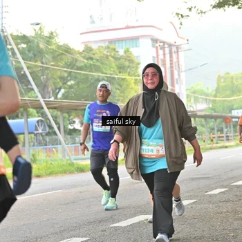 Runner Photo 8340261