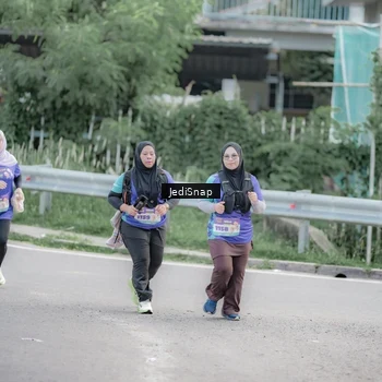 Runner Photo 8340266