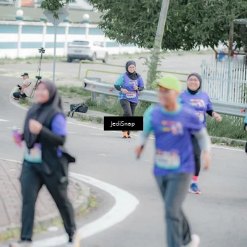 Runner Photo 8340280