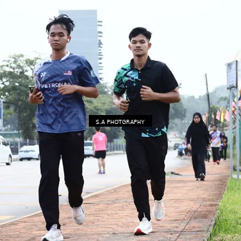 Runner Photo 8340290