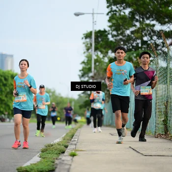 Runner Photo 8340296