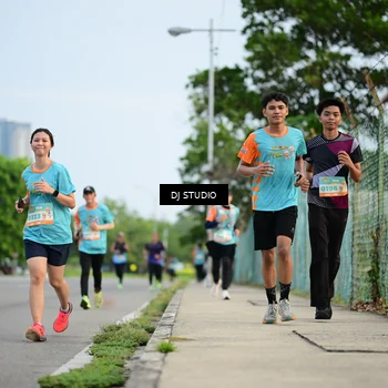 Runner Photo 8340300