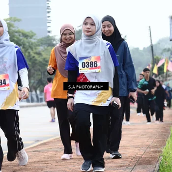 Runner Photo 8340301
