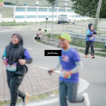 Runner Photo 8340307