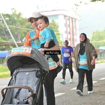 Runner Photo 8340312