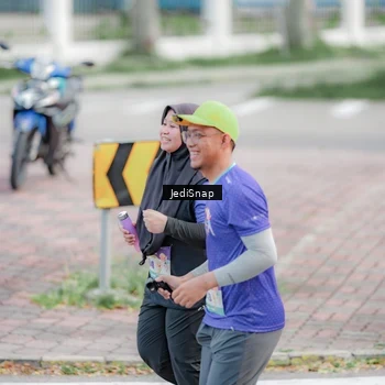 Runner Photo 8340315