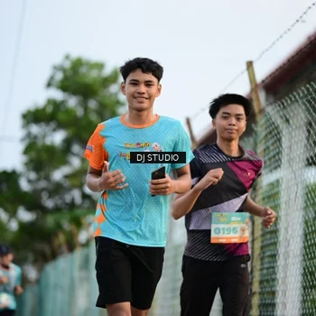 Runner Photo 8340319