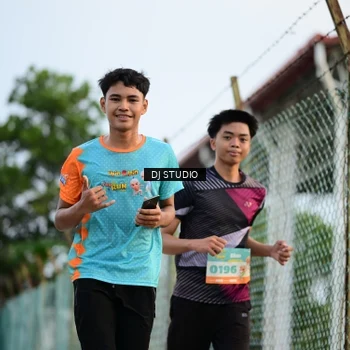 Runner Photo 8340322