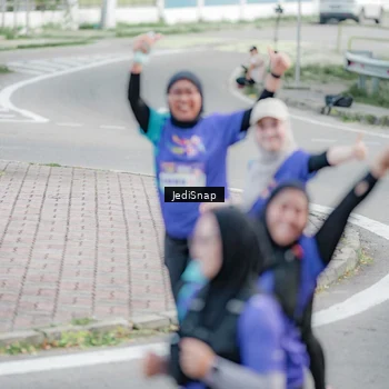 Runner Photo 8340326