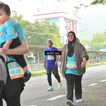 Runner Photo 8340328