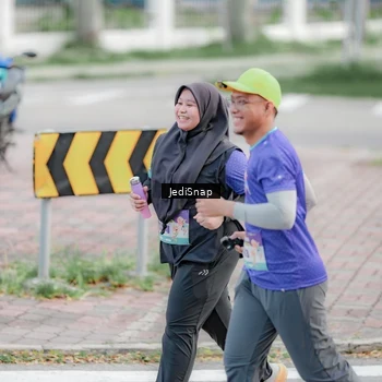 Runner Photo 8340329