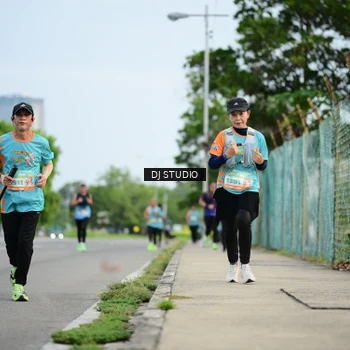 Runner Photo 8340335
