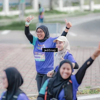 Runner Photo 8340336