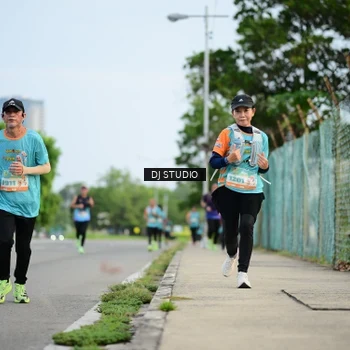 Runner Photo 8340340