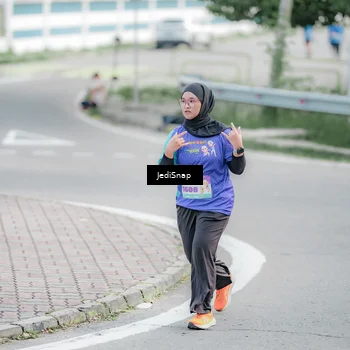 Runner Photo 8340409